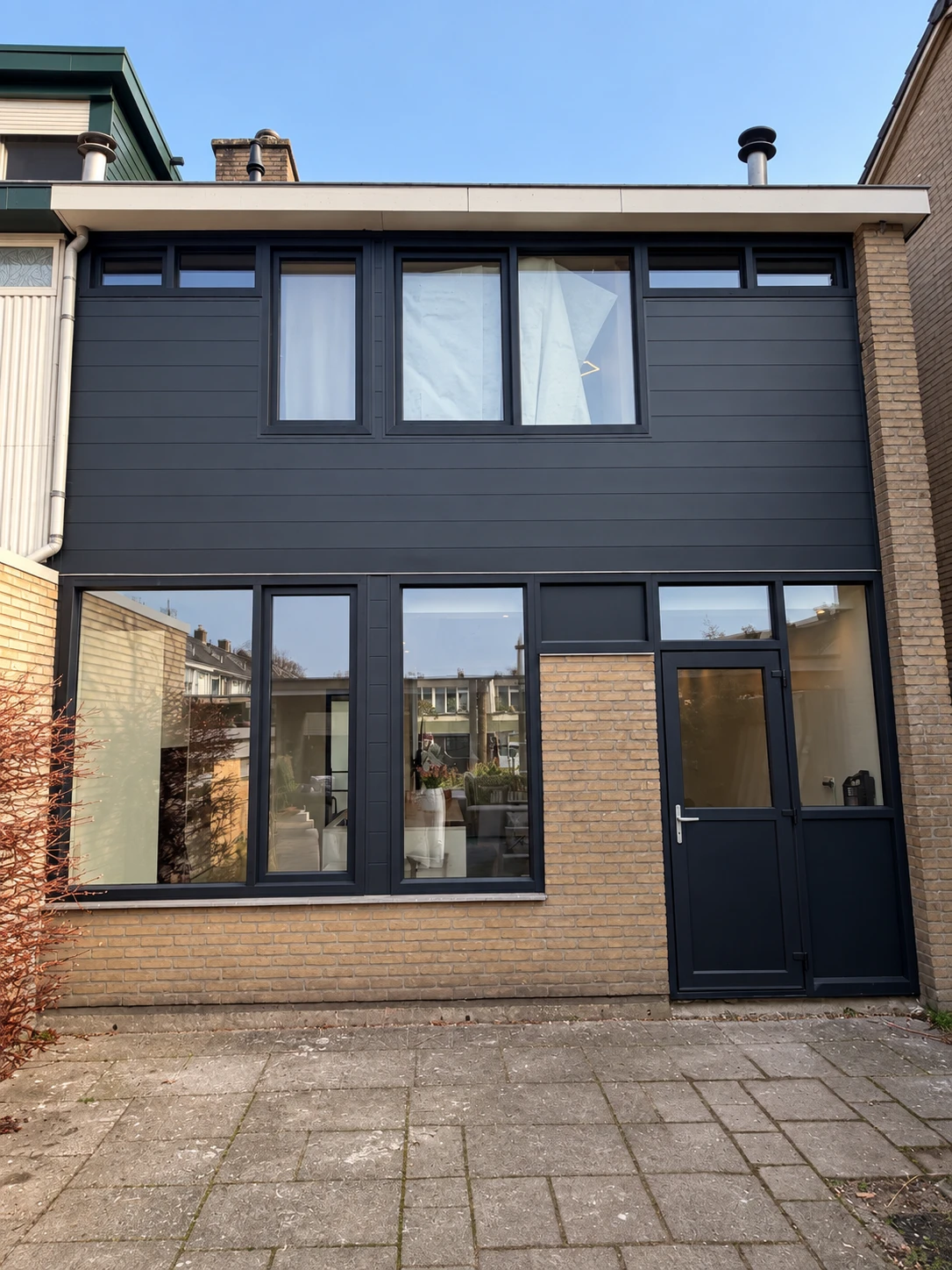 Minder tocht. Meer thuis. · Project Almelo · geretoucheerde foto